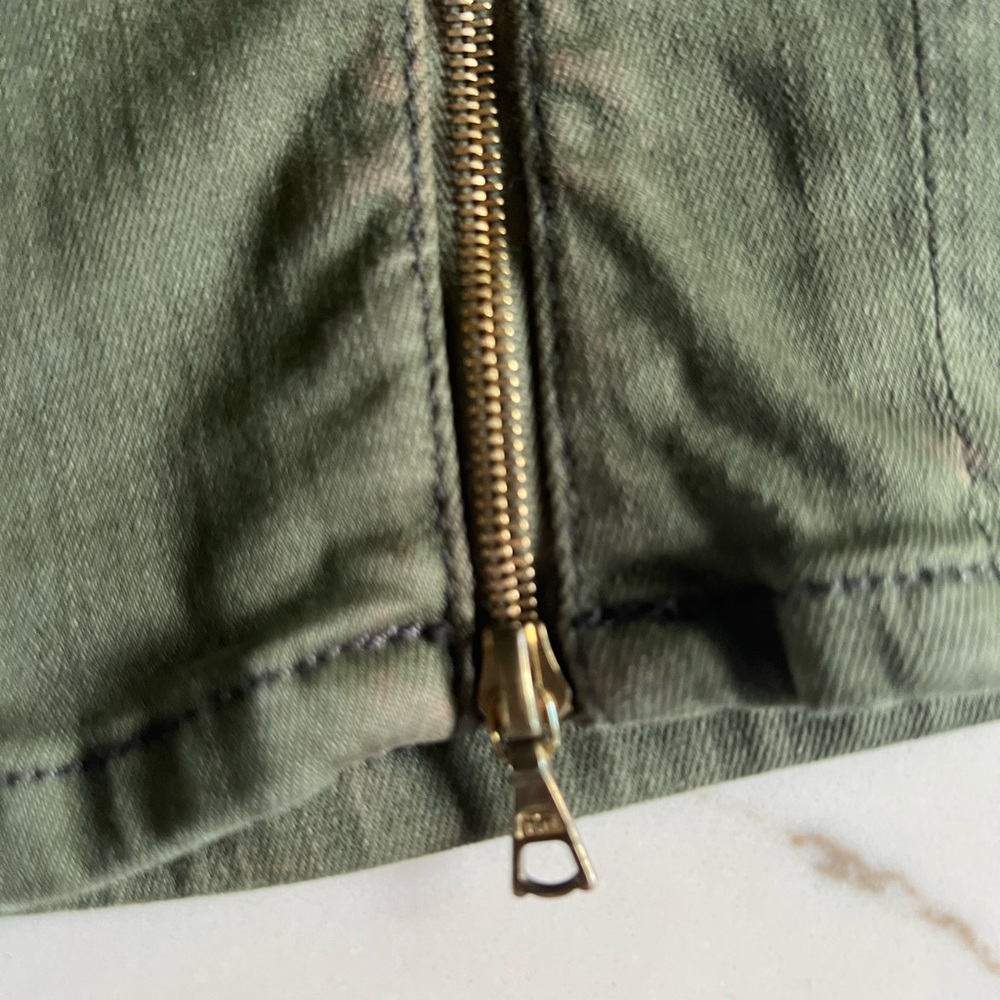 Jeans - Picture 6 of 9